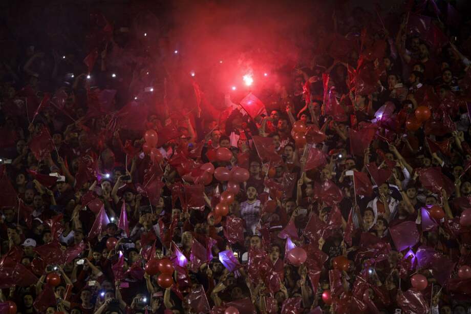 Hinchas de Independiente durante el partido frente a Libertad / AFP