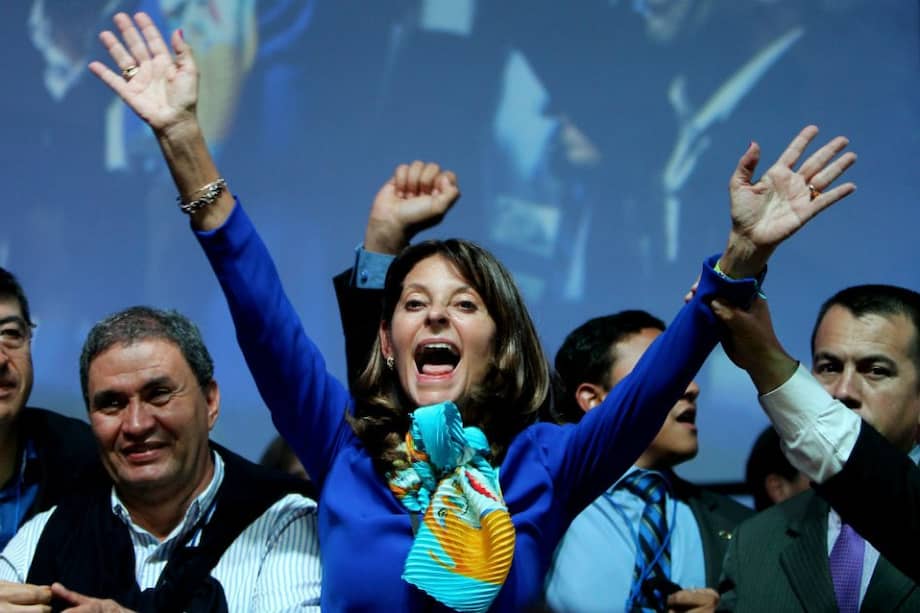 Santos se puede convertir en un tirano: Martha Lucía Ramírez