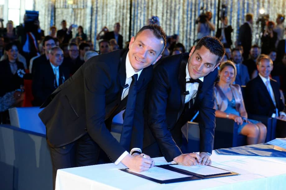 Unas 7.000 parejas del mismo sexo se casaron en Francia en 2013