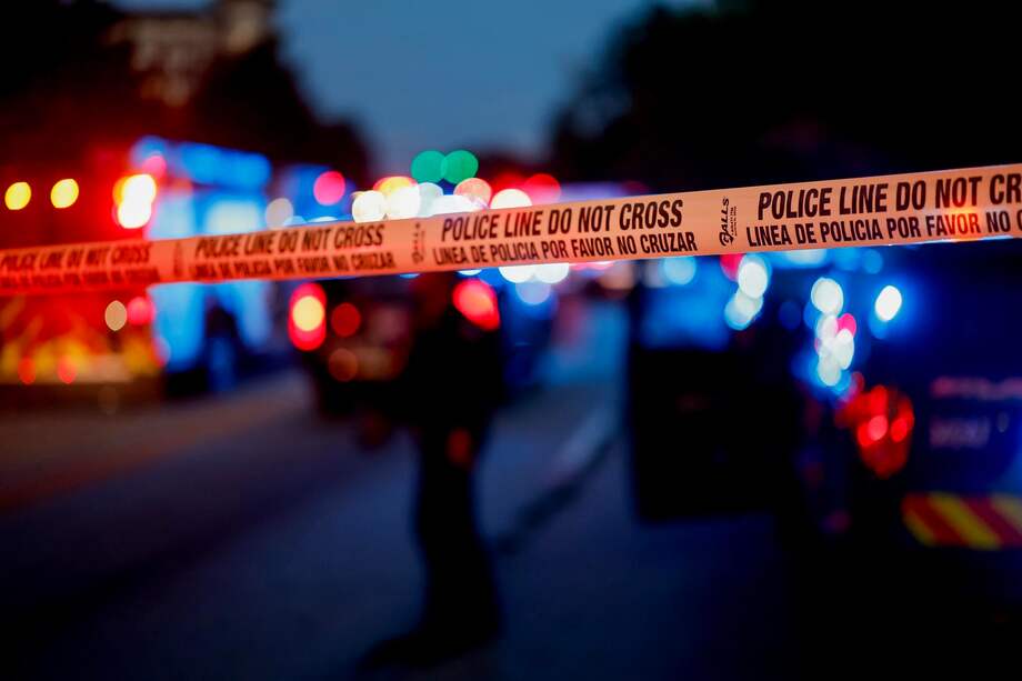 Imagen de referencia de agentes de policía respondiendo a un tiroteo en Estados Unidos.