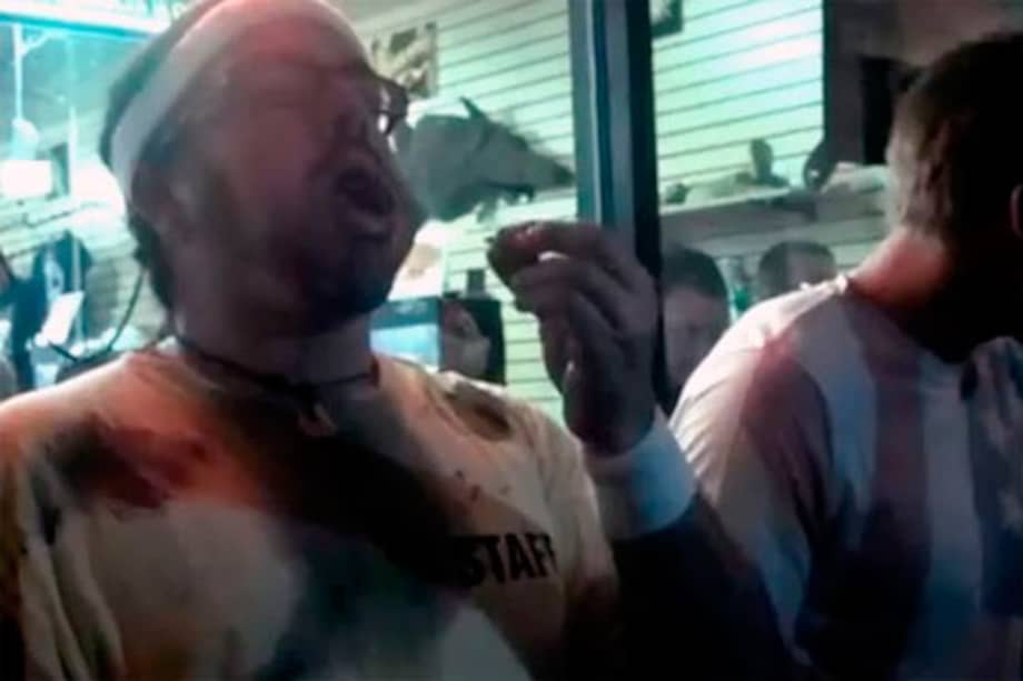 Edward Archbold durante el concurso.