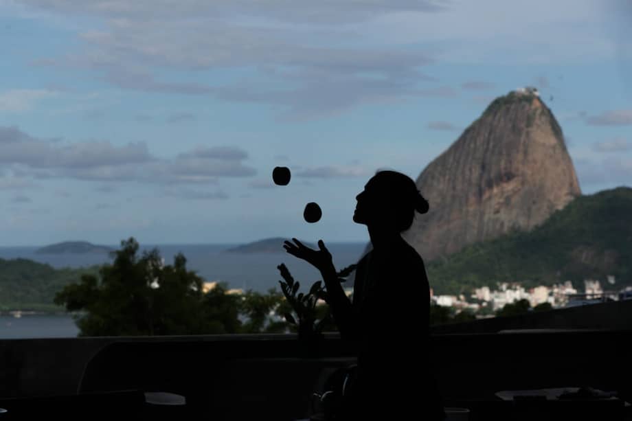 Las expresiones culturales son la principal identidad de la favela Tavares Bastos. / EFE