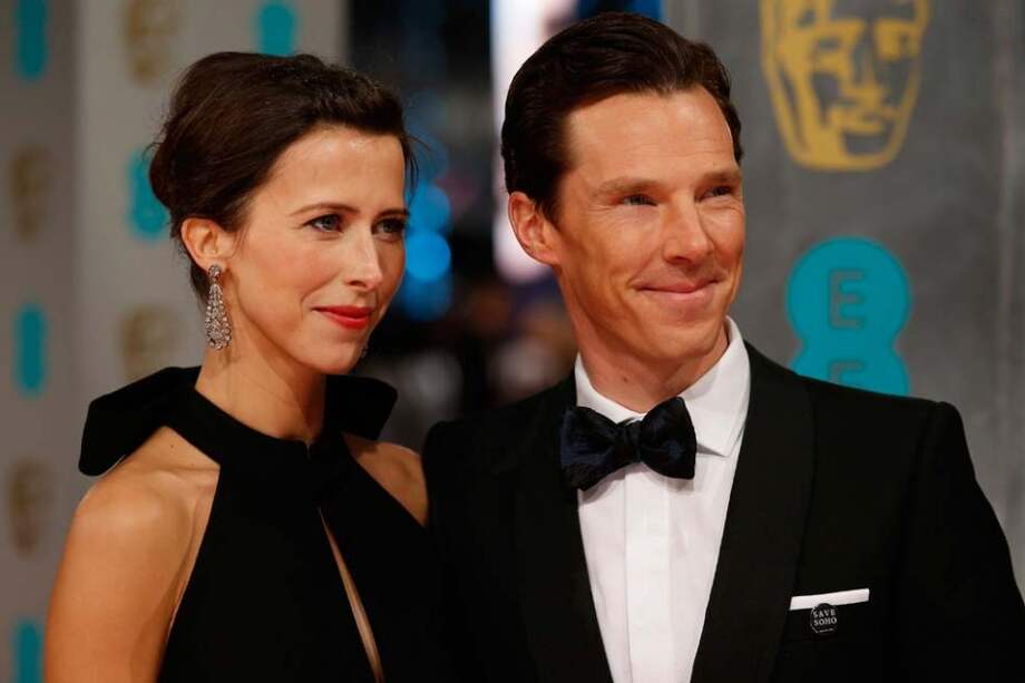 La artista Sophie Hunter y Benedict Cumberbatch. / AFP