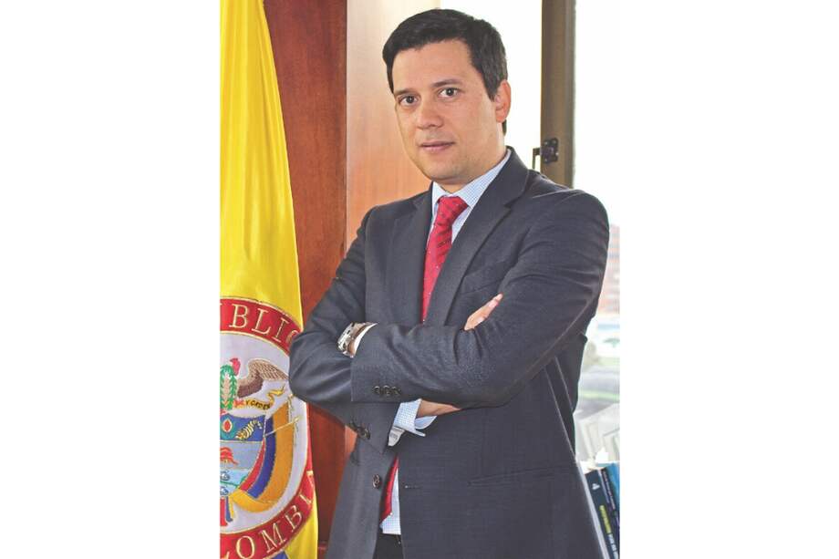 Javier Guzmán es médico egresado de la U. Nacional y tiene dos maestrías en administración y política de salud. / Archivo particular