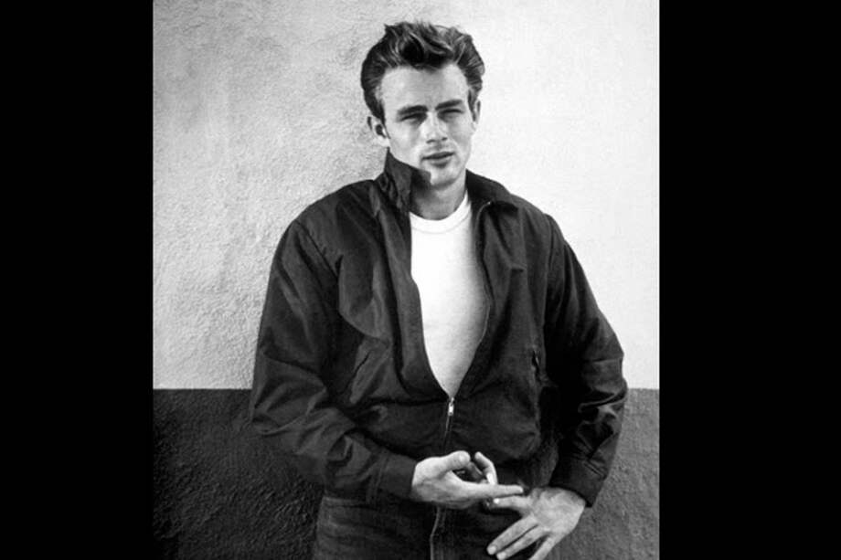 James Dean tenía todo lo necesario para convertirse en un mito cuando el treinta de septiembre de 1955 falleció en un trágico accidente de tráfico. Medio siglo después de su muerte, varias publicaciones recogen la vida y milagros de una de las leyendas del cine.