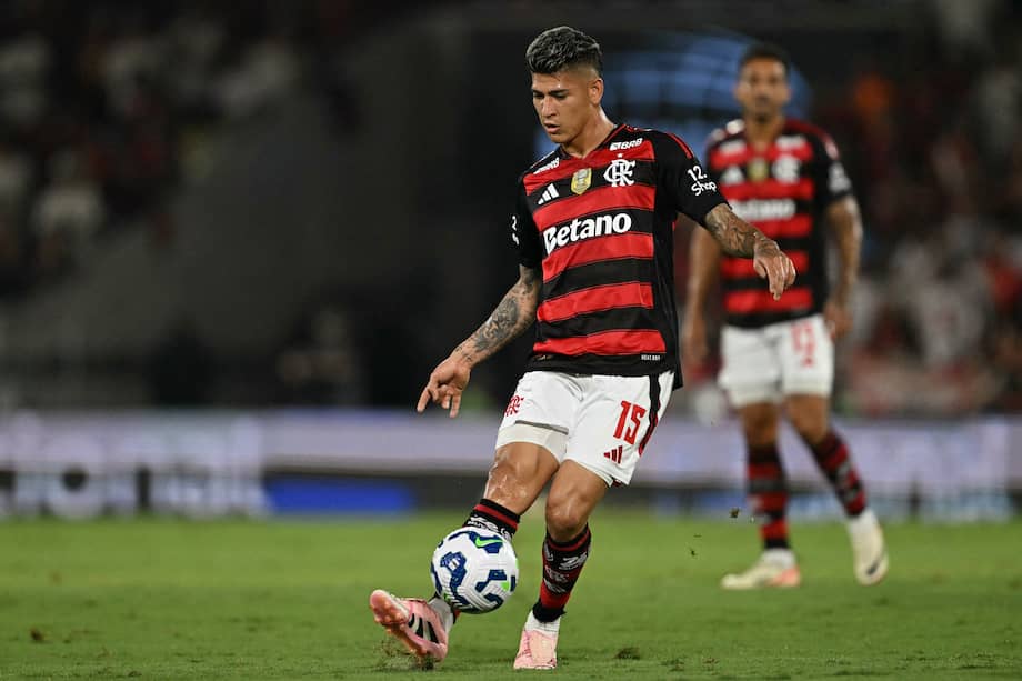 Jorge Carrascal, volante de Flamengo y la selección de Colombia.