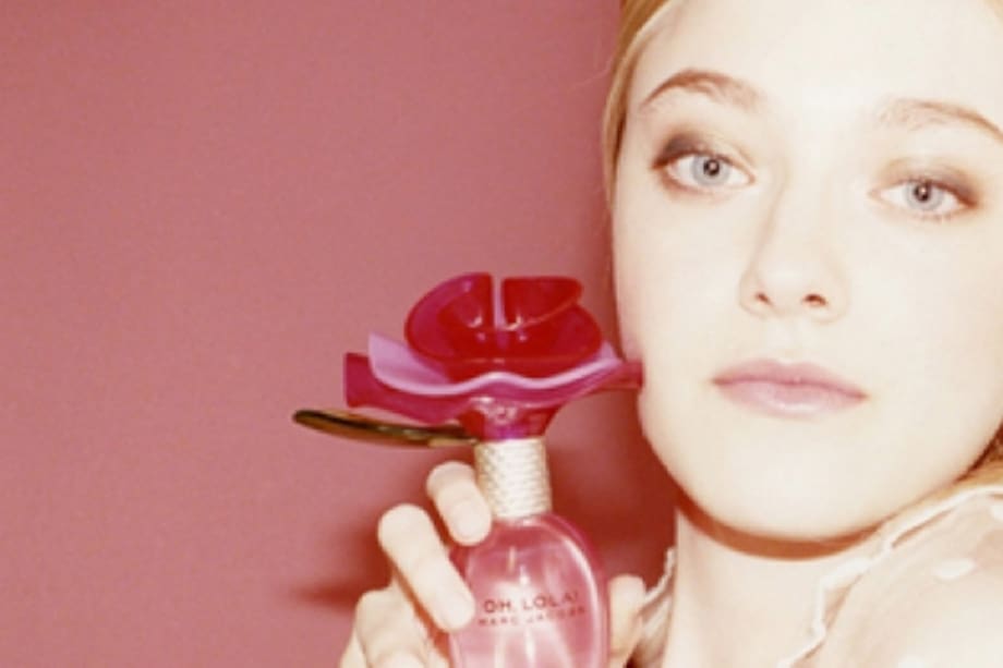 Dakota Fanning trabaja para Marc Jacobs