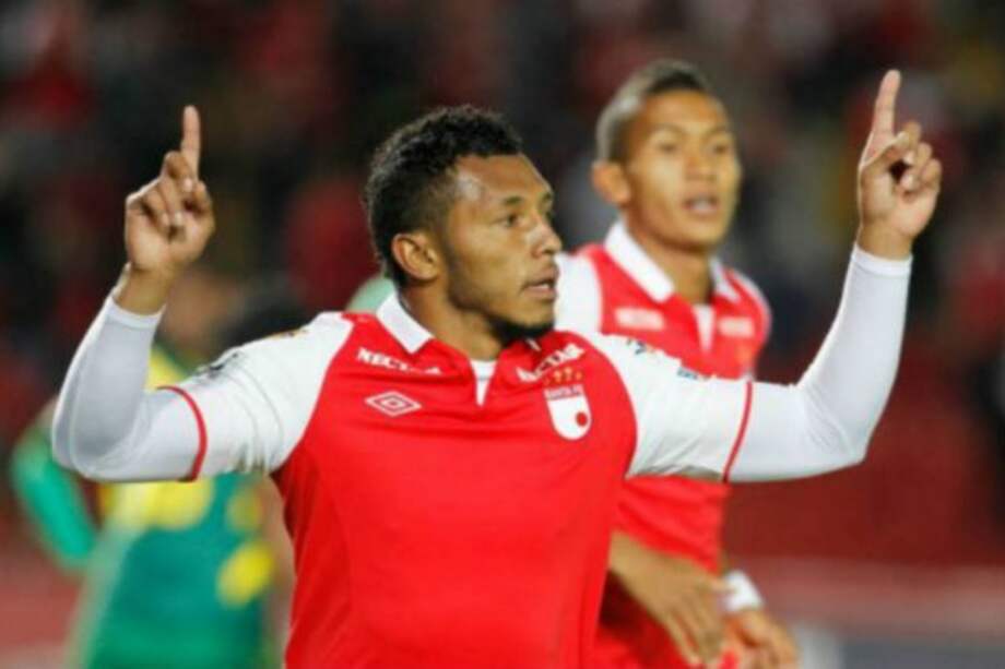 Carlos Valdés, el defensor de la Selección Colombia, con futuro incierto