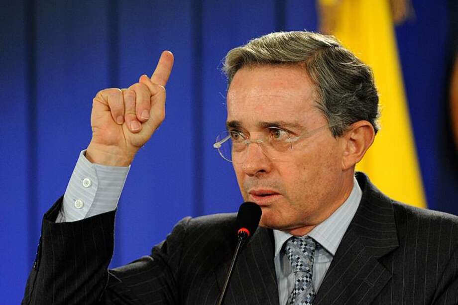 El caso contra Uribe será llevado en el sistema penal acusatorio.