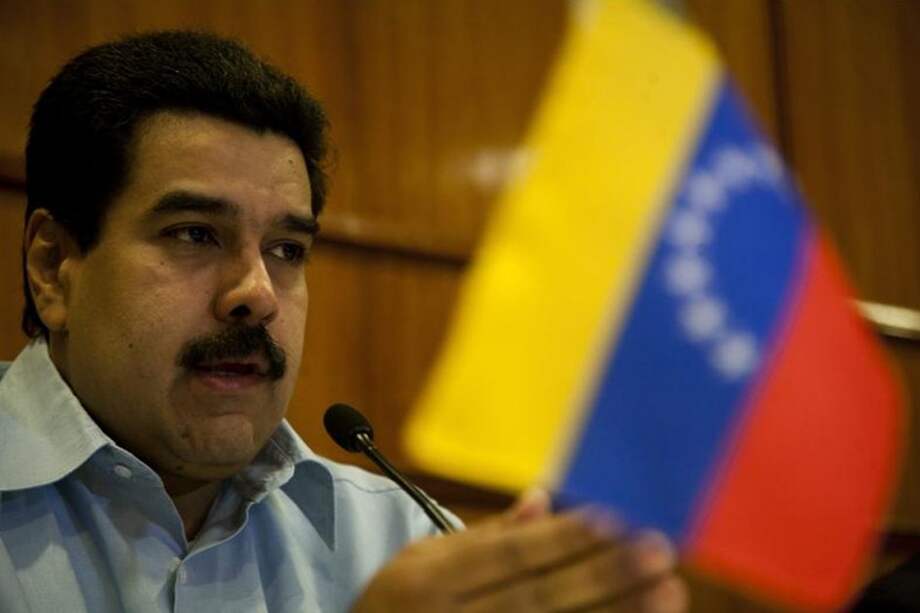 Nicolás Maduro dice que deslealtad no podrá derrotar la fuerza de la revolución