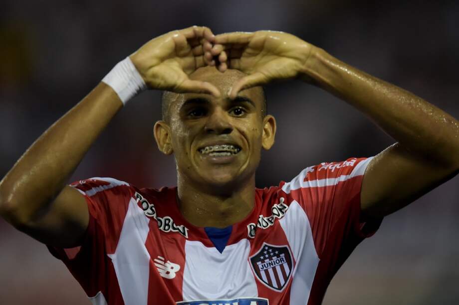 Díaz anotó dos de los tres goles en la victoria del club barranquillero. / AFP