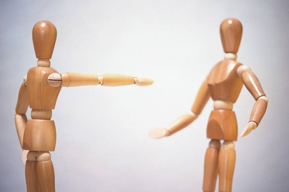 Pensar antes de criticar