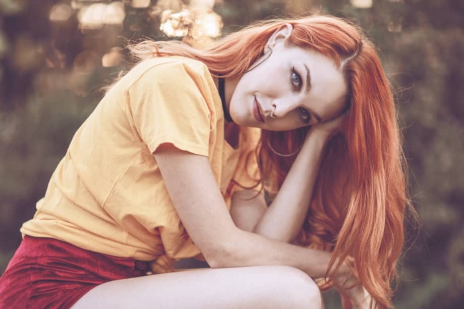 Amarna Miller vive en Los Ángeles en una furgoneta. Su estilo de vida ecológico lo comparte en su canal de Youtube. / Cortesía Amarna Miller