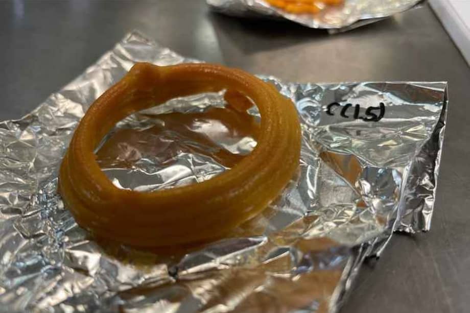 Los investigadores esperan en un futuro producir los calamares veganos impresos en 3D a gran escala. /Poornima Vijayan