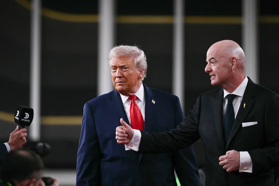 El presidente de Estados Unidos, Donald Trump, junto a Gianni Infantino, presidente de la FIFA.