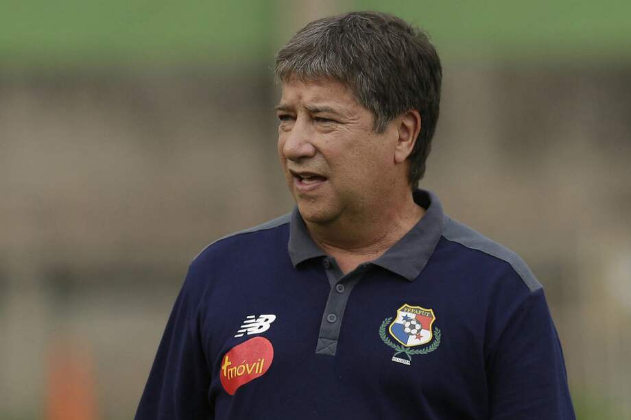 El colombiano Hernán Darío “Bolillo” Gómez prepara los duelos de Panamá en la eliminatoria de la Concacaf frente a Estados Unidos y Costa Rica. / EFE