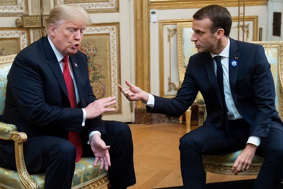 Donald Trump, presidente de Estados Unidos, reunido con el mandatario francés, Emmanuel Macron, en el Palacio del Elíseo. / AFP