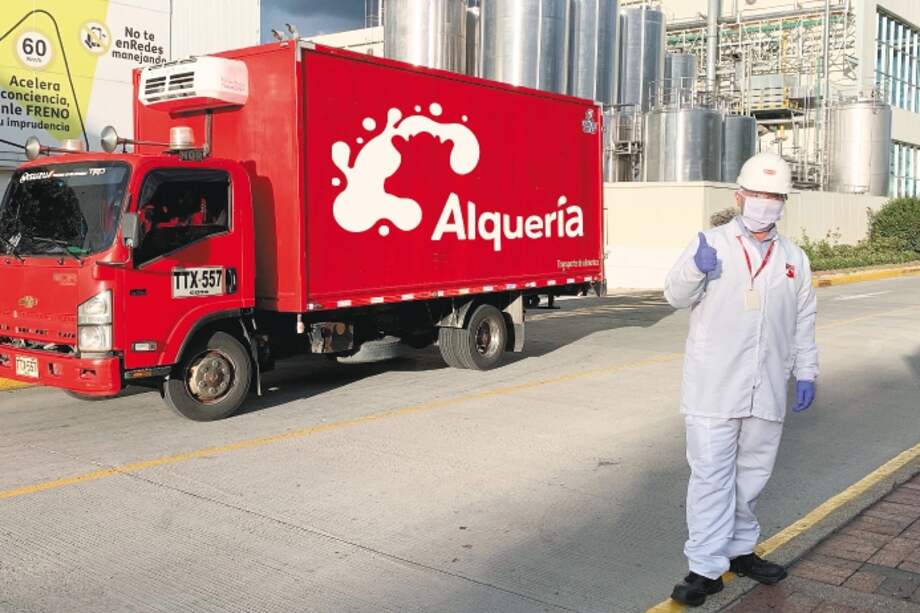 Alquería fue premiada con el Premio Bóscares 2021, al ser considerada una empresa cuidadora de la biodiversidad del país.