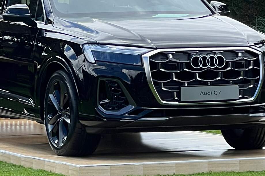 Audi Q7.