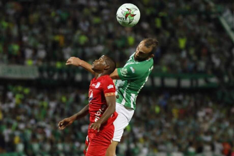 Hernán Barcos anotó uno de los goles en la victoria del conjunto paisa. / Atlético Nacional