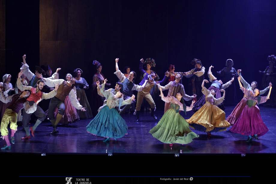 "Haber presentado esta zarzuela, además de haber sido una delicia de espectáculo, fue algo que puede considerarse oportuno": Manuel Drezner.