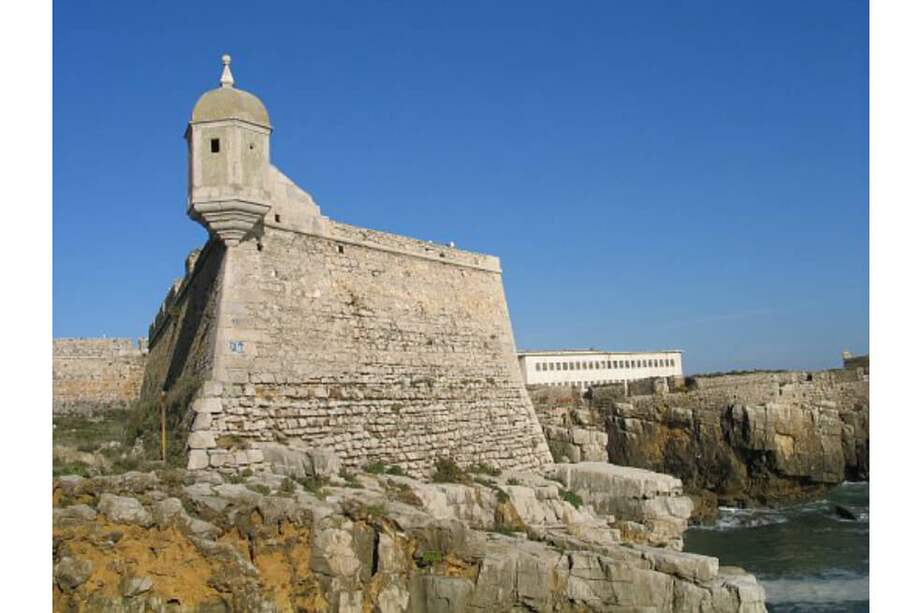 La fortaleza de Peniche, una emblemática cárcel de la dictadura de António de Oliveira Salazar, convertida ahora en Museo de la Resistencia y la Libertad. / Archivo particular