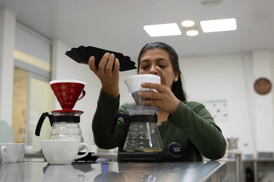 Los centros proyectan elevar el número de beneficiarios a más de 16.000 mipymes y unidades productivas.