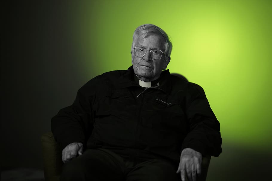 En redes sociales se viralizó una foto inédita del sacerdote de 94 años en su juventud.
