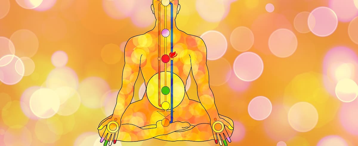 Despide tu fin de año con los mejores consejos energéticos para alinear los chakras.