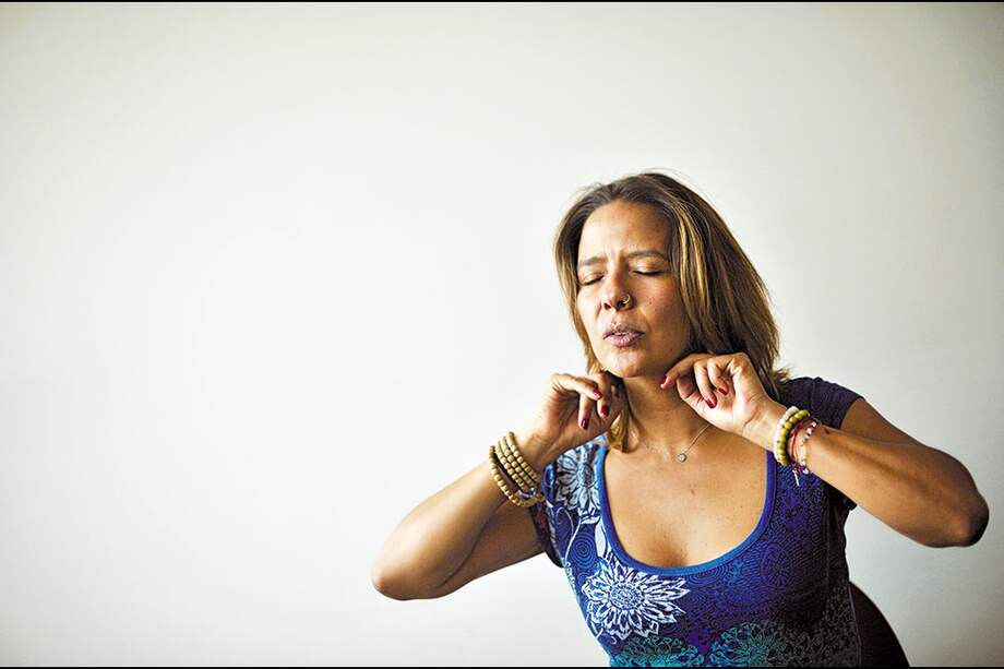 María Ferrer dicta talleres donde se realizan ejercicios para recuperar autoestima y abrir la mente. Óscar Pérez - El Espectador