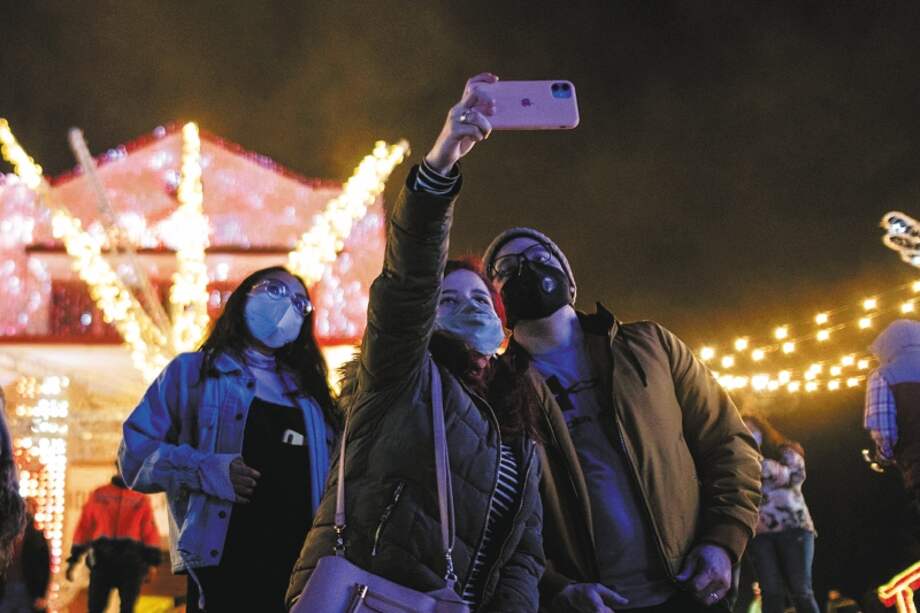 En total, en Bogotá se han registrado 411.689 contagios y 8.973 muertes por COVID-19.