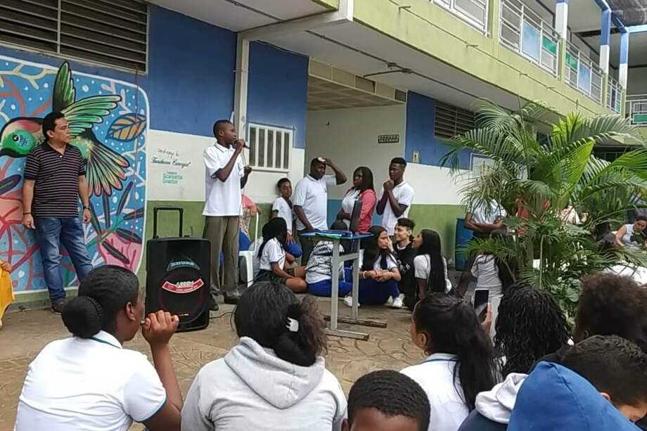 Enseñar sobre el coronavirus: la propuesta de docentes en Cali para hacer frente a la pandemia