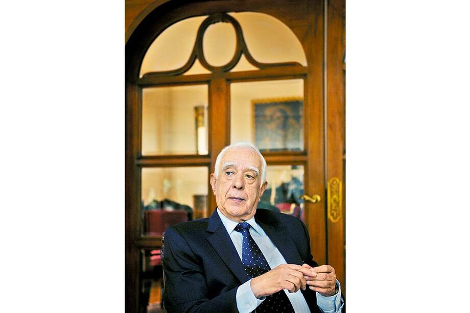 Jaime Pinzón López ha sido congresista, magistrado de la Corte Suprema, ministro, embajador en varios países, académico y rector de la Universidad Jorge Tadeo Lozano. / Gustavo Torrijos