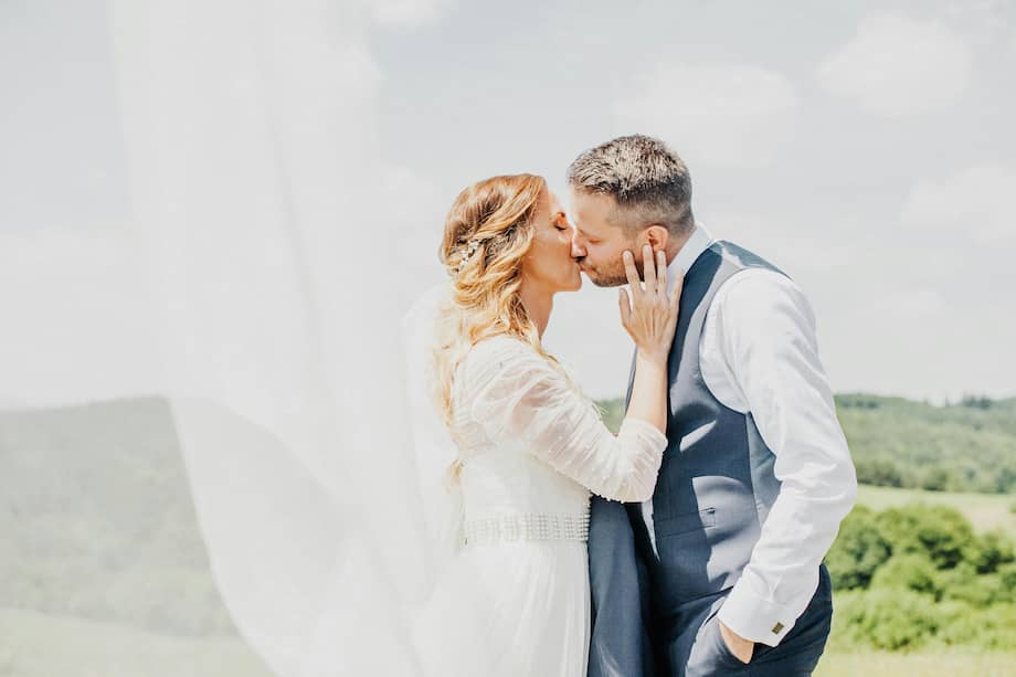 "Más allá de nuestra diferencia de edad, éramos tan diferentes en tantos aspectos que el amor era lo último en lo que pensaba cuando nos conocimos".