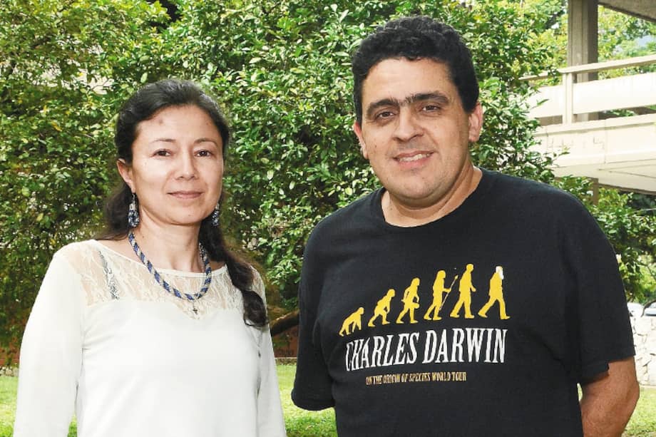 Jorge Zuluaga, astrofísico de la Universidad de Antioquia, y Gloria Moncayo, aspirante a doctora en física de la misma universidad, son dos de los tres autores del estudio. / Luis Benavides