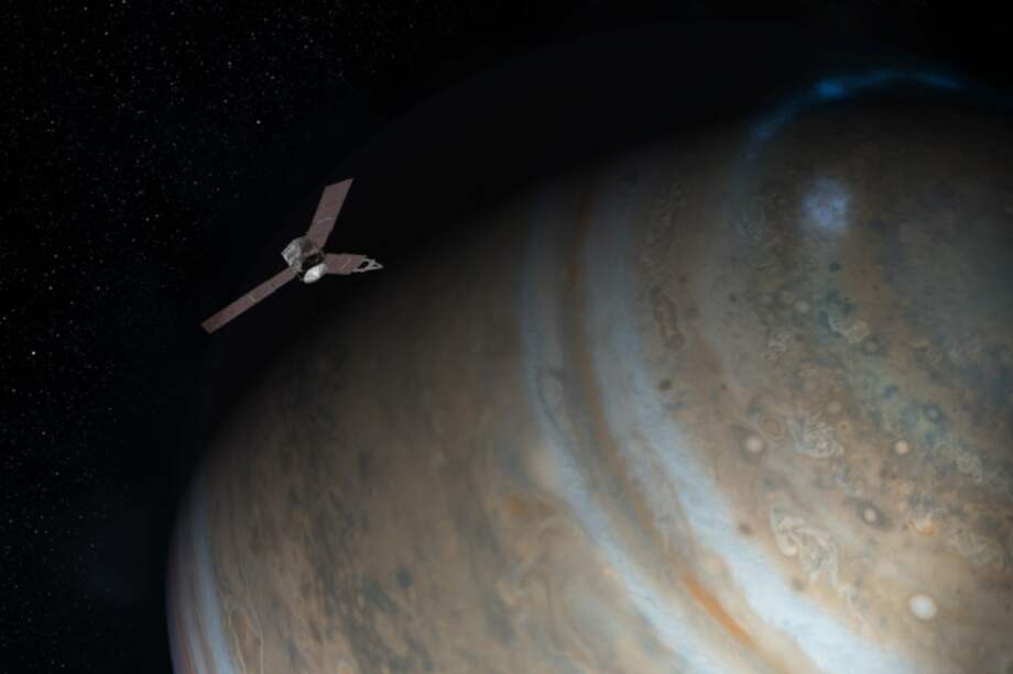 Juno orbitará a unos 5.000 kilómetros de la superficie de Júpiter. / NASA