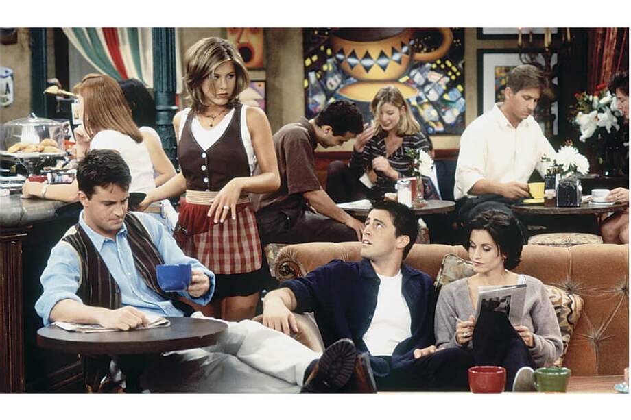 "Friends" se estrenó el 22 de septiembre de 1994 en la NBC y se despidió el 6 de mayo de 2004, tras 236 episodios que dieron forma a una comedia brillante reconocida con el Emmy, el Globo de Oro, el premio del Sindicato de Actores de EE.UU. y el Bafta, entre otros galardones. / Cortesía