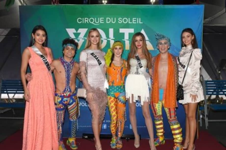 La Señorita Myanmar, a la izquierda, junto a sus pares de Albania, Armenia y Kosovo en la ciudad de Atlanta, Estados Unidos / AFP