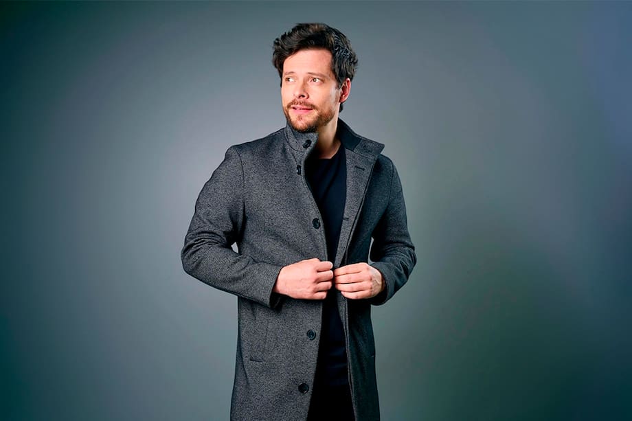 Julián Trujillo tiene 37 años, estudió Comunicación Social y lleva más de 15 años de carrera como actor.