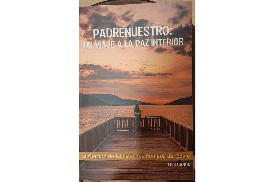 El libro "Padrenuestro: un viaje a la paz interior" (2021) está disponible por Amazon.