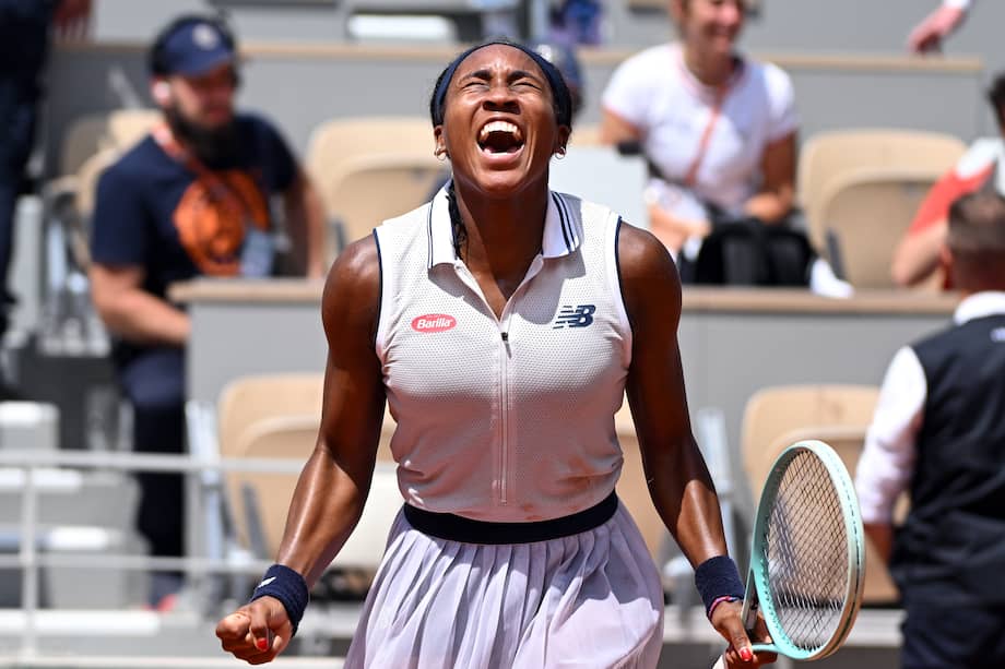 La estadounidense Coco Gauff avanzó a las semifinales de Rolan Garros tras vencer a Ons Jabeur.