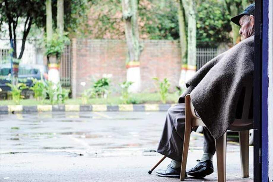 Ley para castigar hijos que abandonen o maltraten a sus padres adultos mayores