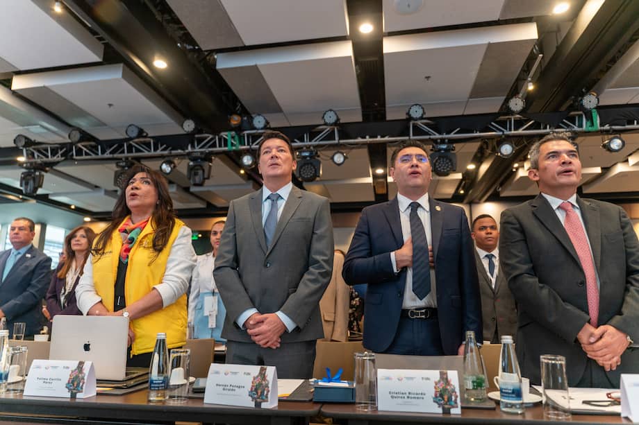 Yolima Carrillo, procuradora delegada para asuntos electorales; Hernán Penagos, registrador general de la nación; Cristian Quiróz, presidente del CNE; Alfonso Campo, vicepresidente del CNE.