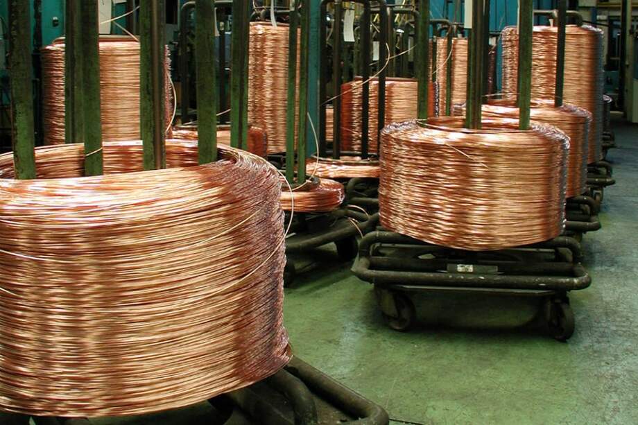 El cobre para entrega en tres meses subió 0,5 por ciento y quedó a US$4.716 por tonelada métrica. / Bloomberg News