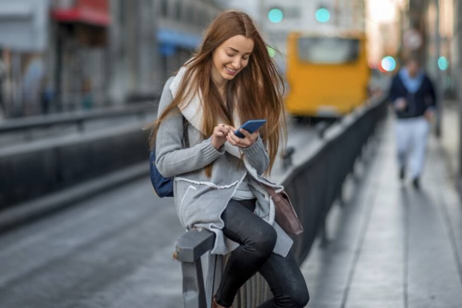Conoce la primera app que te permite estudiar en el exterior