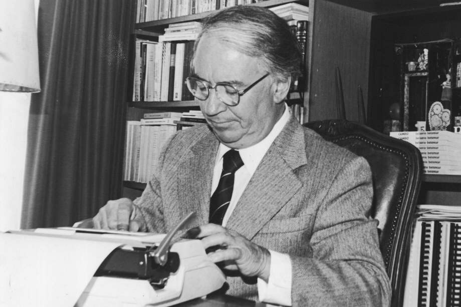 Belisario Betancur apostó en su gobierno por la salida negociada al conflicto con las guerrillas. / Archivo El Espectador