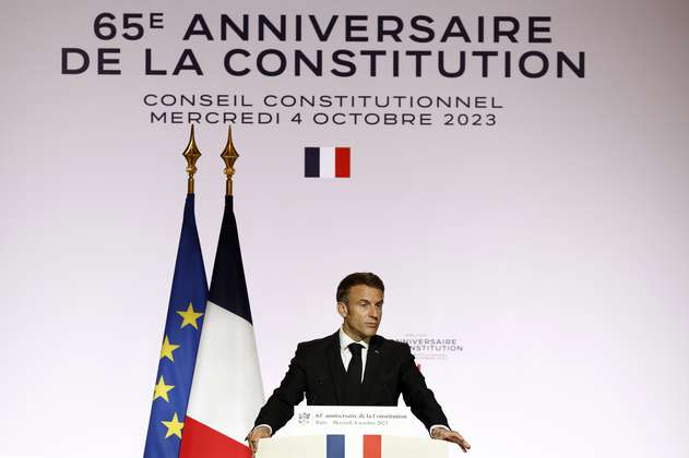 Aborto y descentralización: Macron propone cambiar la Constitución de Francia