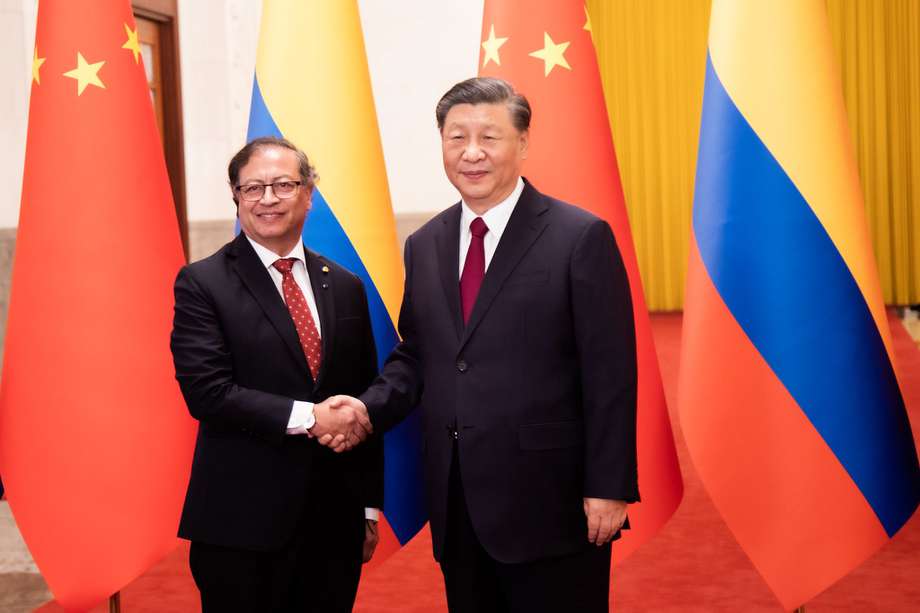 El presidente Gustavo Petro y el presidente de la República Popular de China, Xi JinPing. 