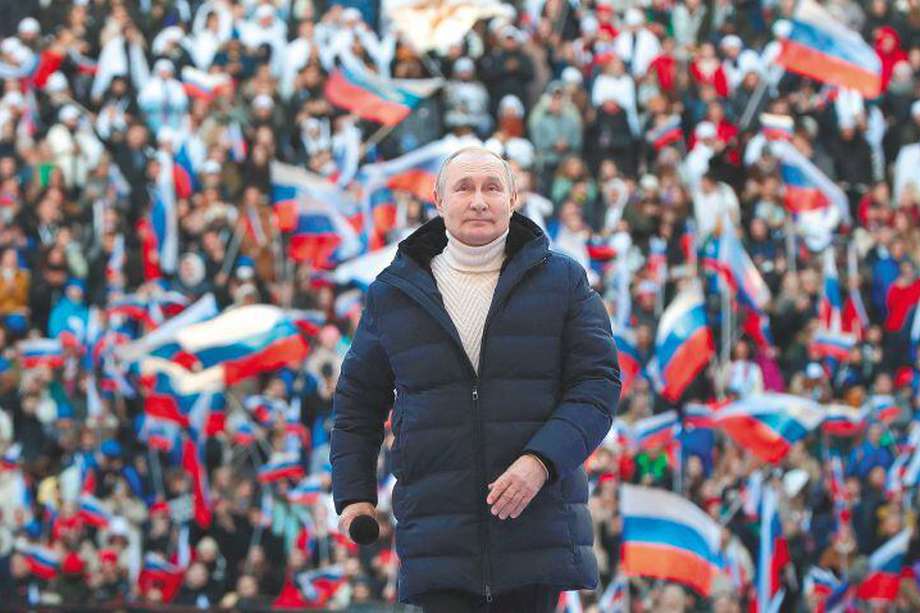Vladimir Putin, el pasado 18 de marzo, en un estadio durante la celebración de los ocho años de la anexión de Crimea. / AFP
