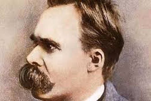 Friedrich Nietzsche, quien escribió 'El anticristo' en 1887, un año antes de que lo recluyeran en un sanatorio mental.  / /Cultura colectiva
